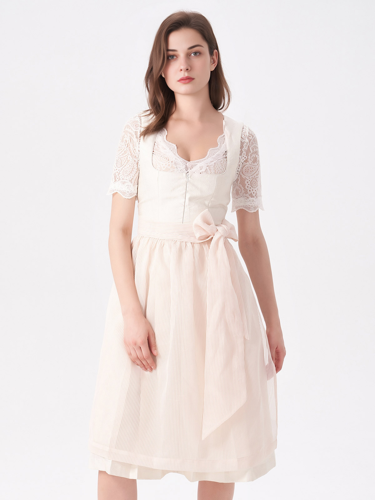 Elegantes beiges Dirndl mit floralen Details