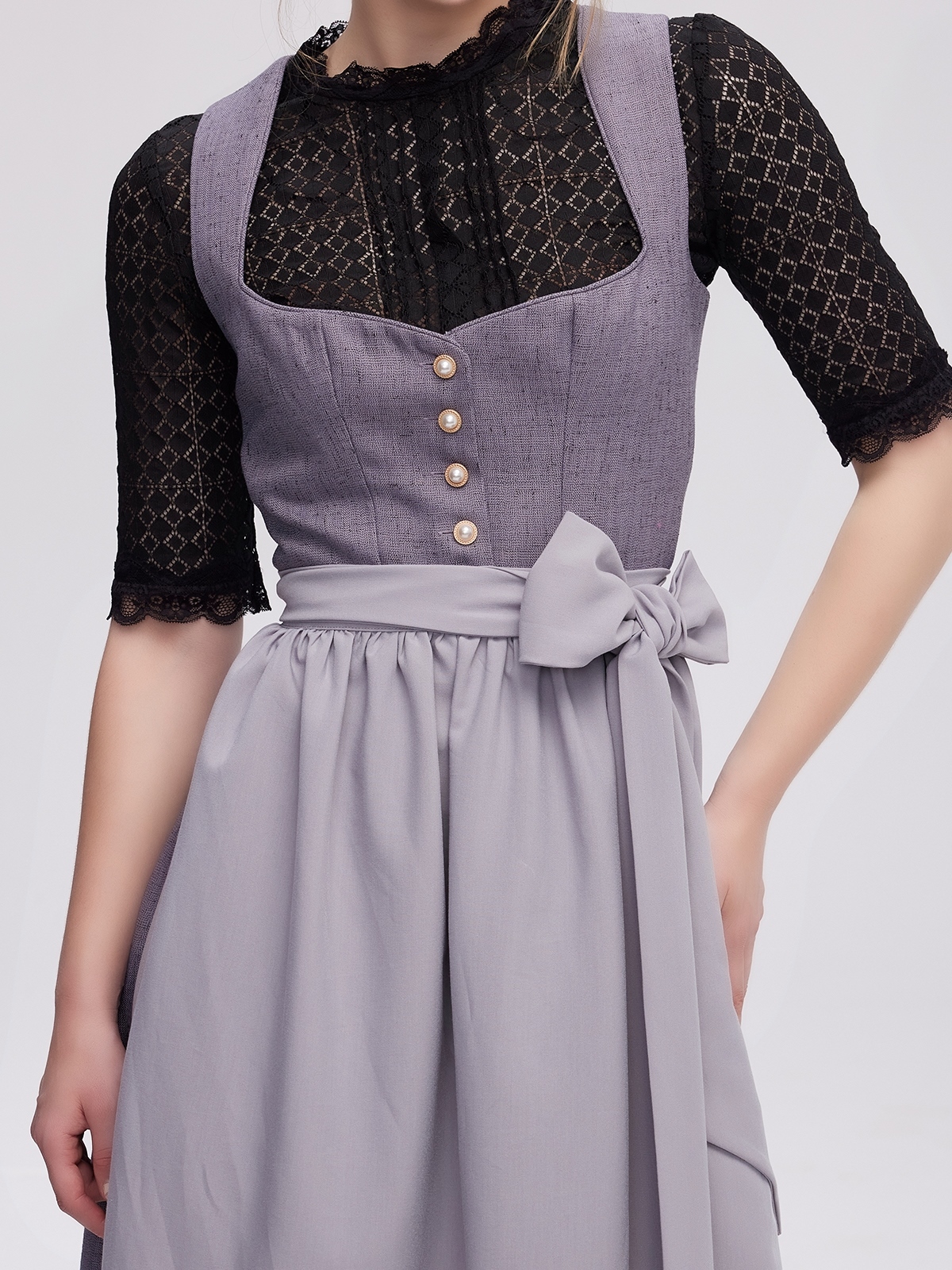 Dirndl mit Samt in Grau