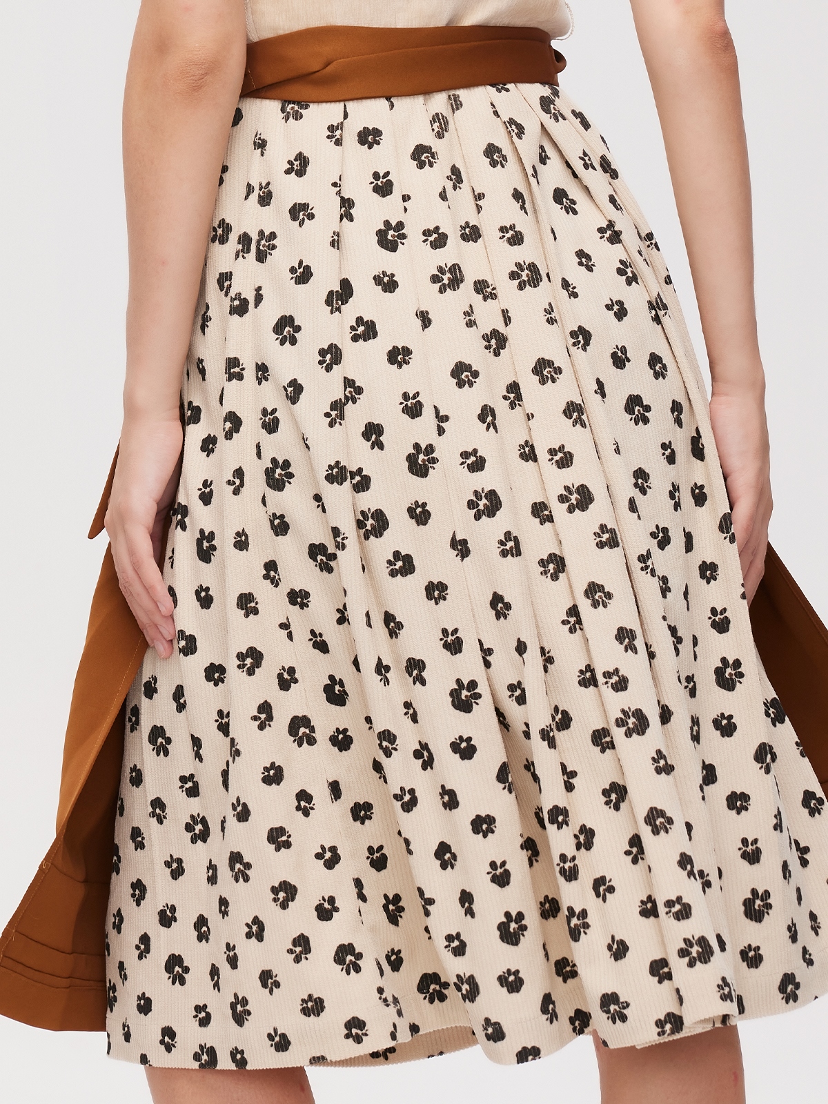 Dirndl in Braun – zeitlos elegant