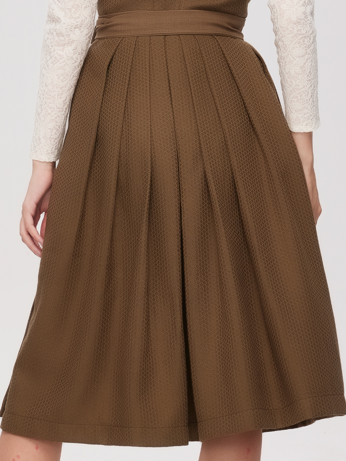 Dirndl Grau Samt in eleganter Ausführung
