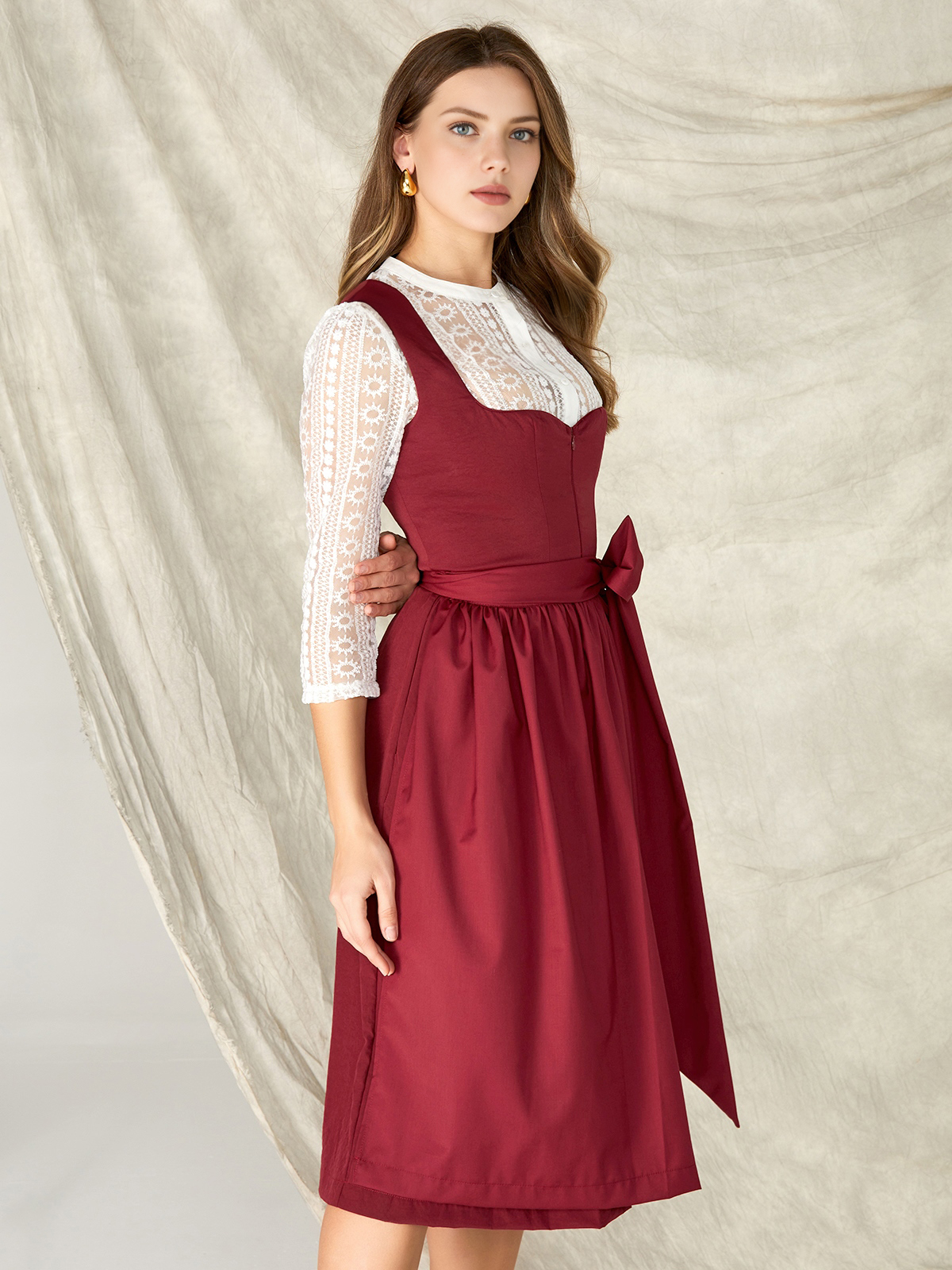 Dirndl in Rot – Inspirierender Stil für jedes Fest