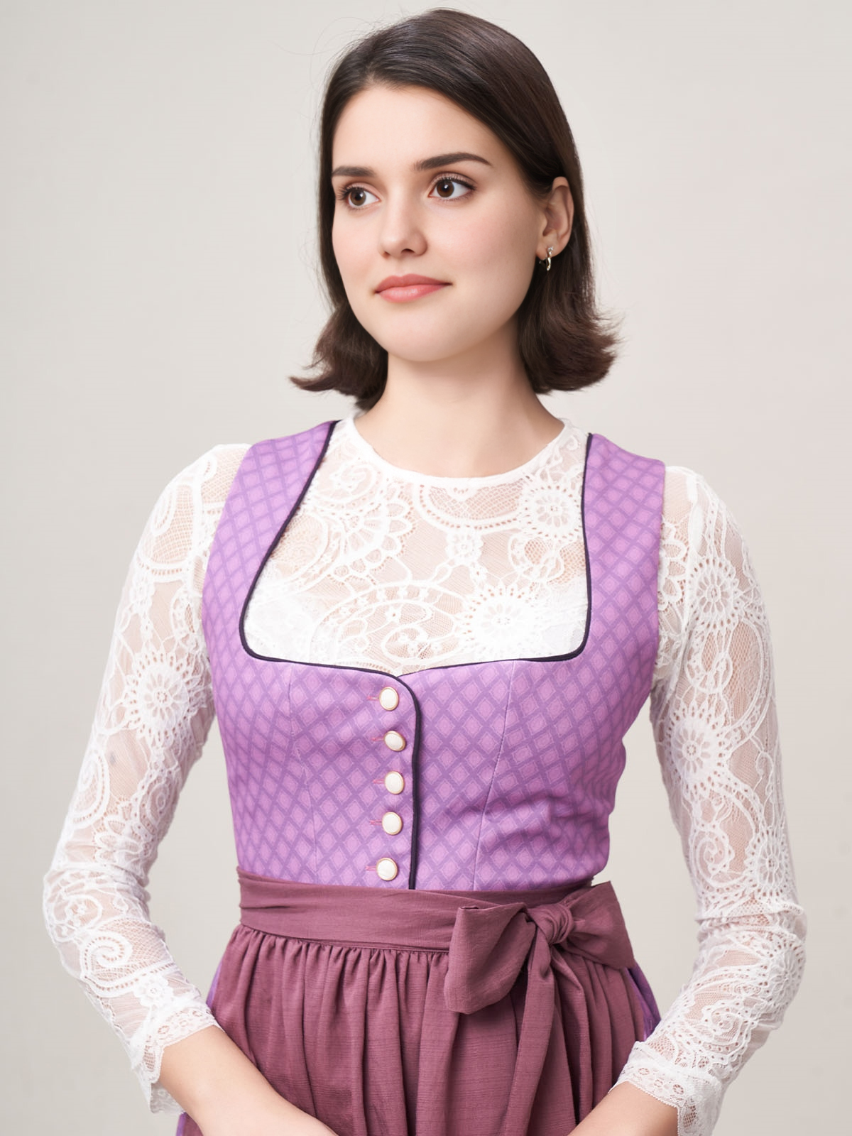 Dirndl in Lila – stilvoll und feminin