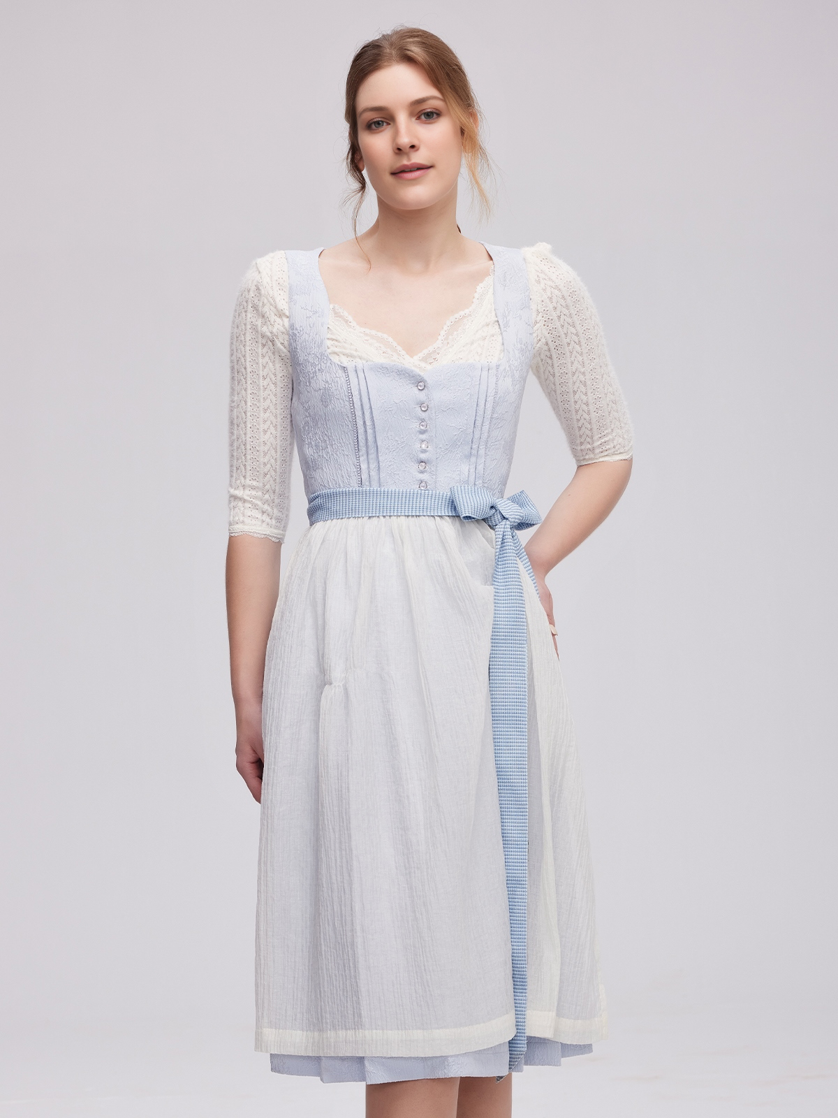 Dirndlbluse langarm hochgeschlossen in Blau