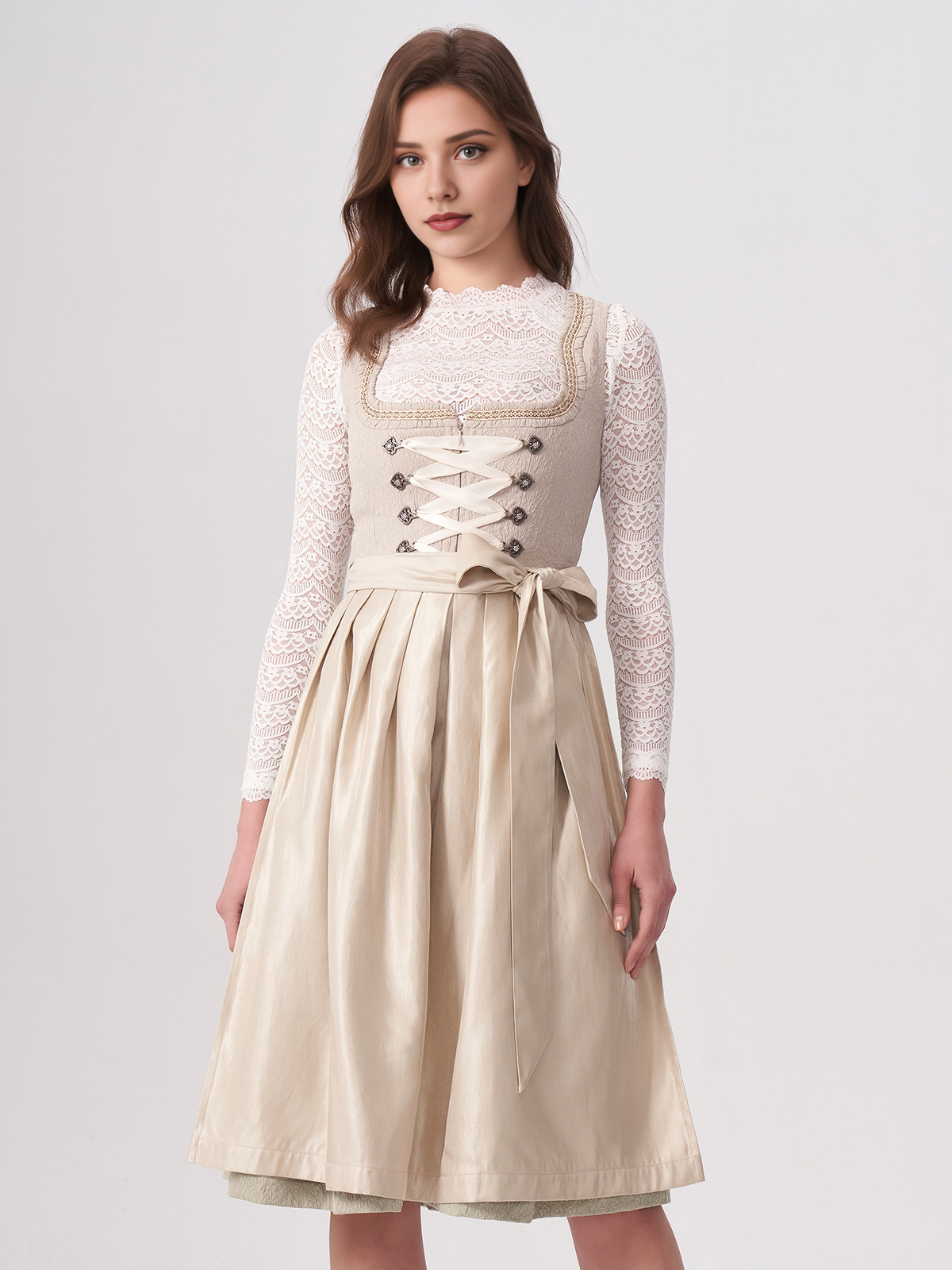 Modernes dunkelgrünes Samt Dirndl mit figurbetonter Silhouette