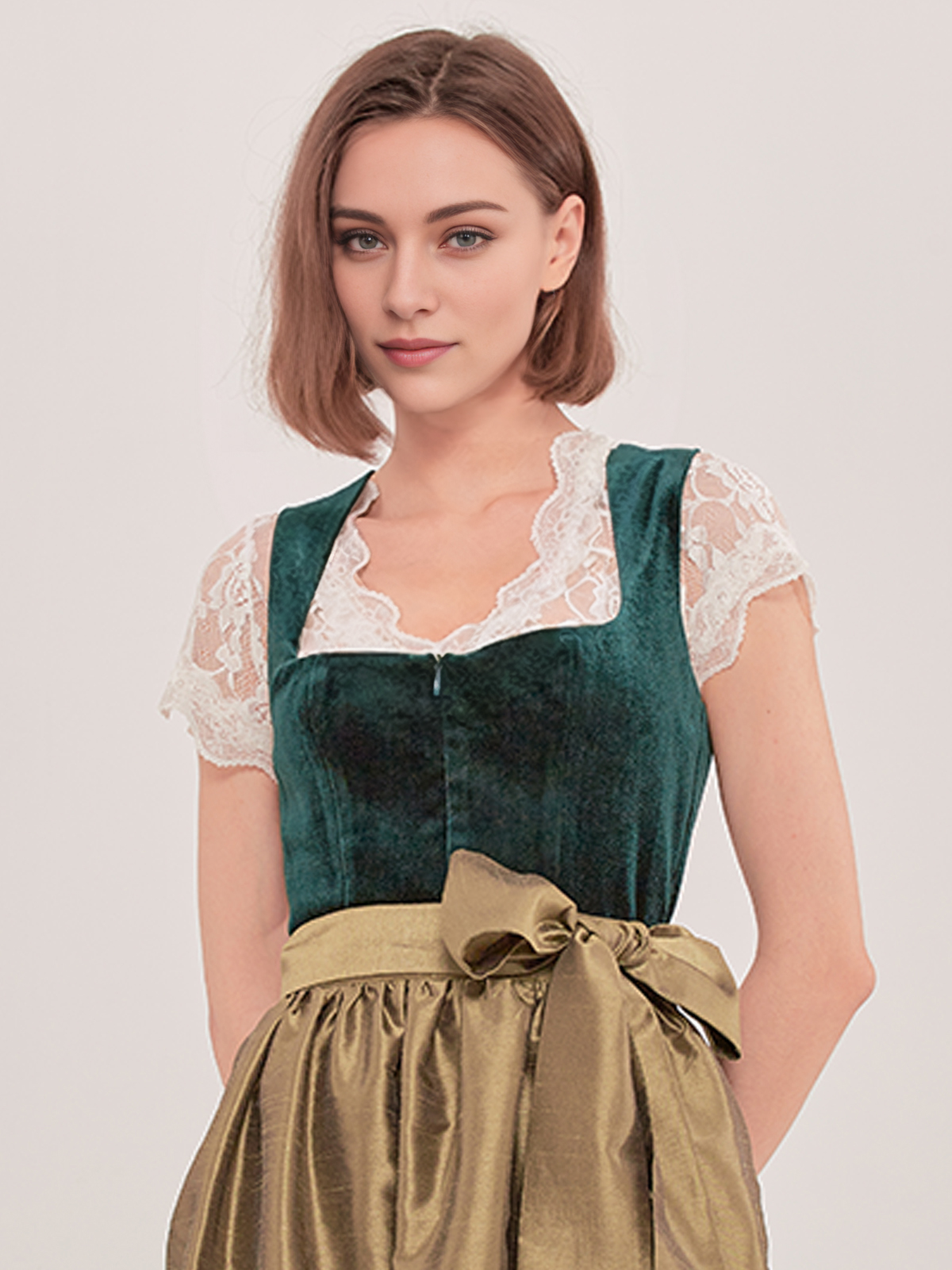Ehreer Dirndl in Grün – feminin und stilvoll