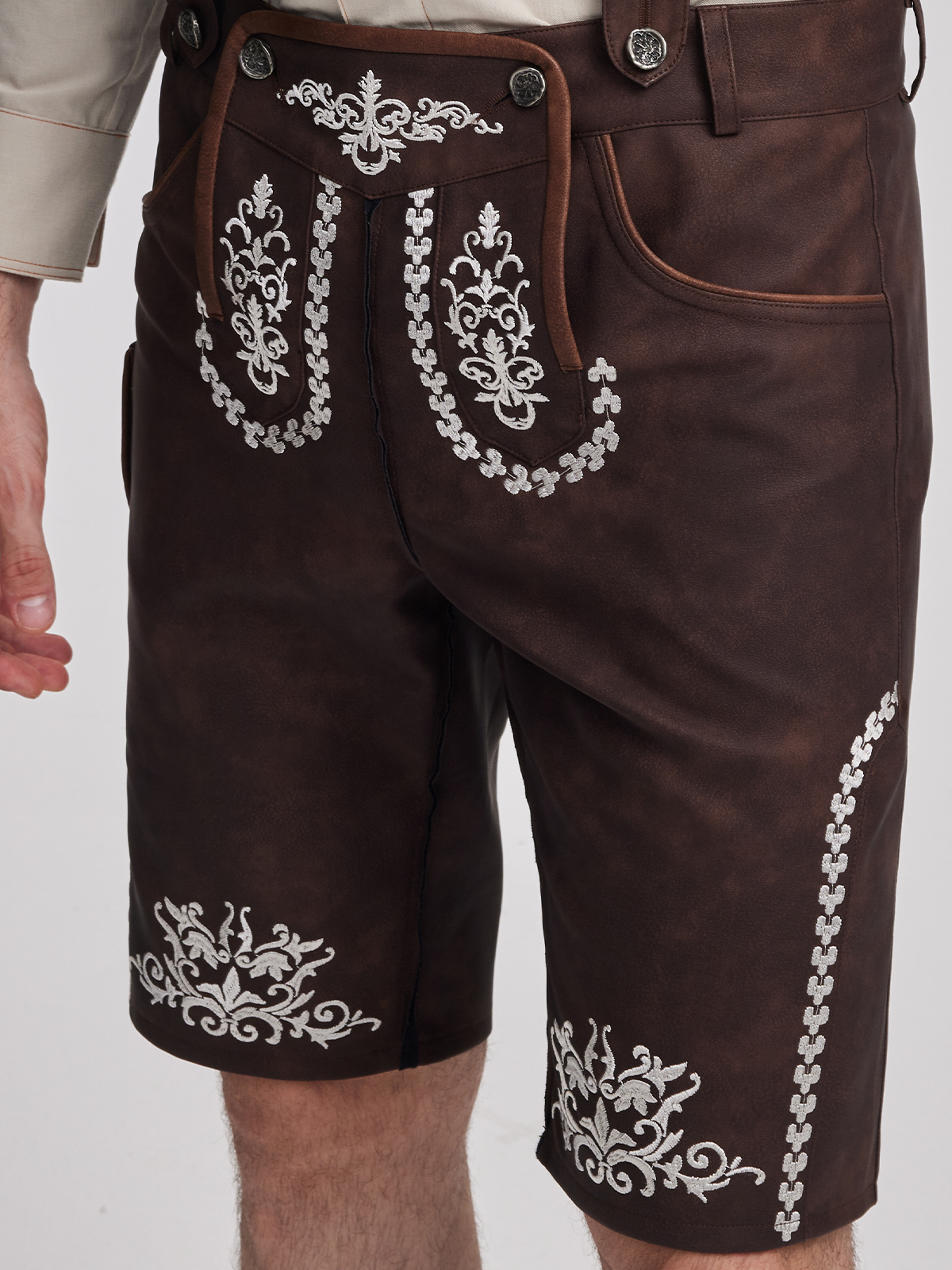 Modernes Mini Dirndl in Braun