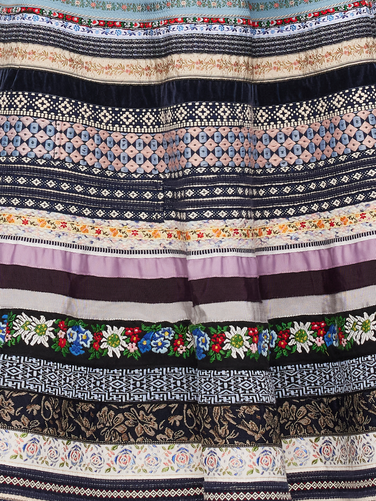 Dirndl in Blau – perfekt für festliche Anlässe