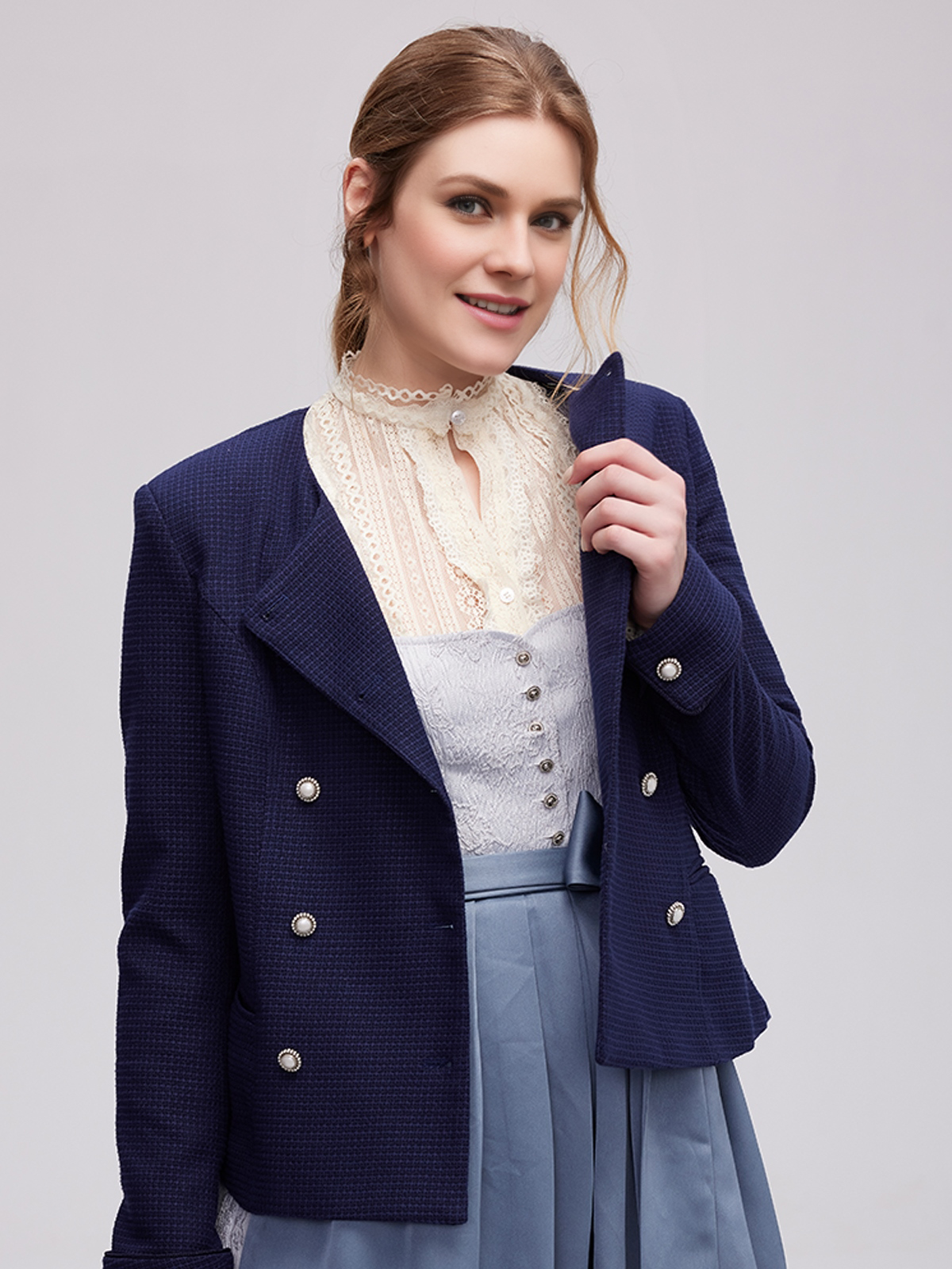 Dirndl in modernem Design