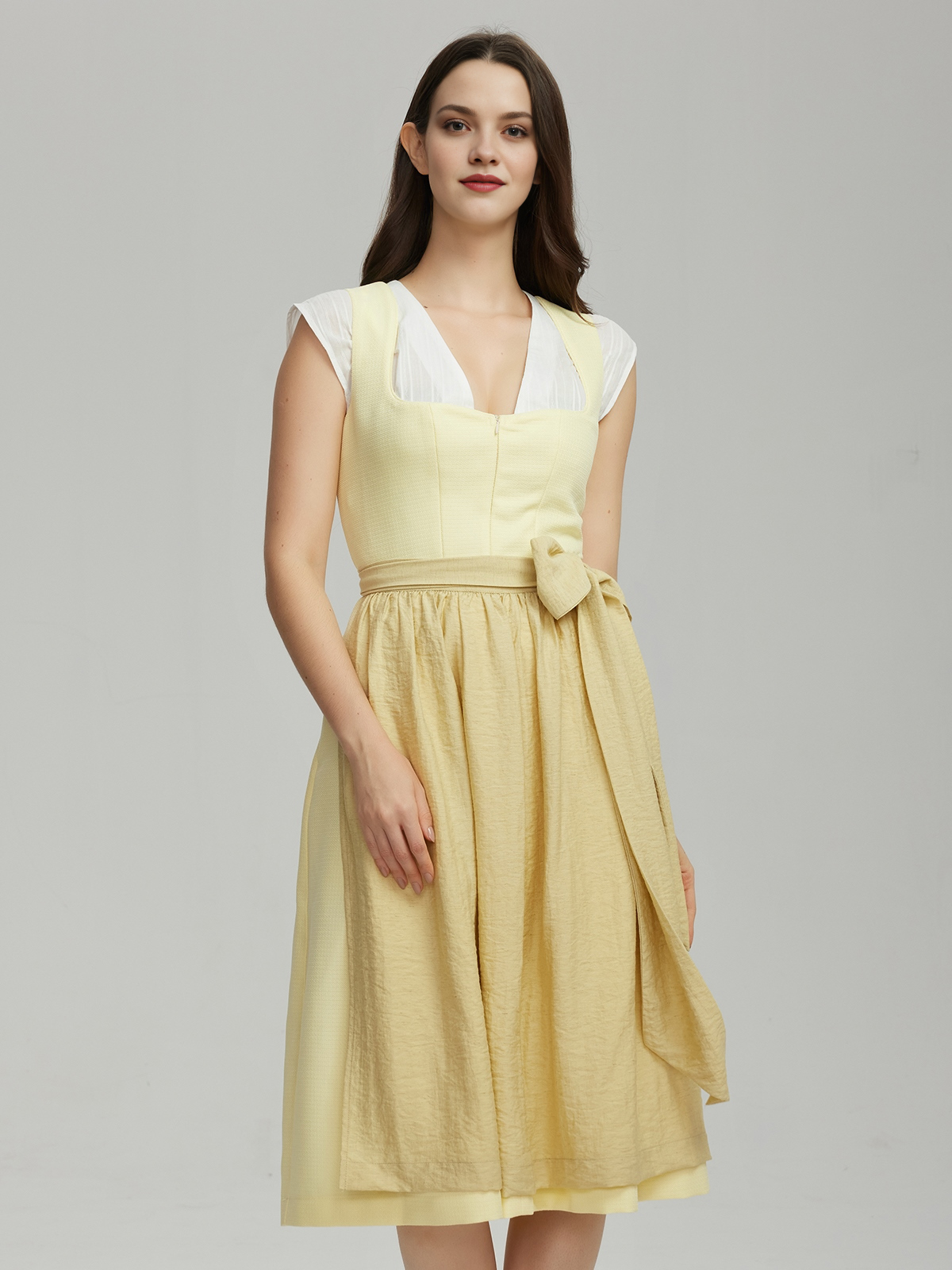 Dirndl in Gelb – zeitlose Eleganz